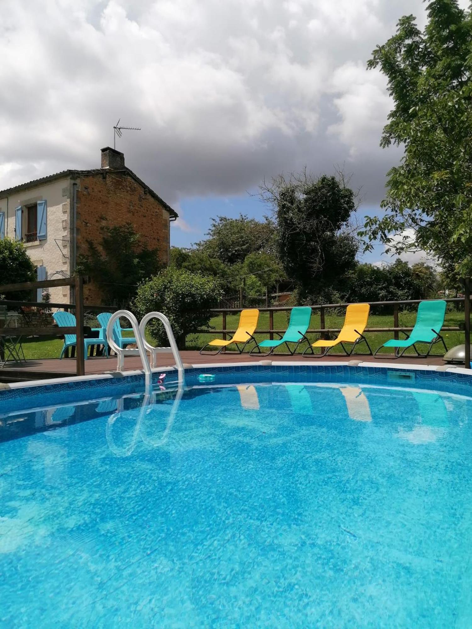 Le Verger Du Paradis Beaulieu-sur-Sonnette 外观 照片